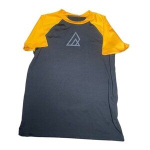 Ripzone Boys Medium Tshirt Athletic Shirts Sporty Lightweight Quick Dry Casual M